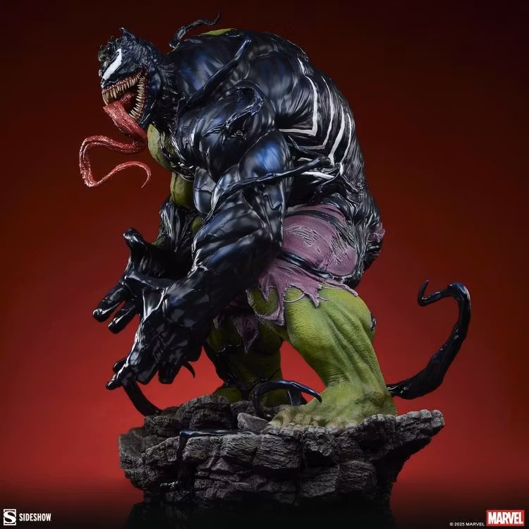 Marvel Comics Premium Format Venomized Hulk Statue