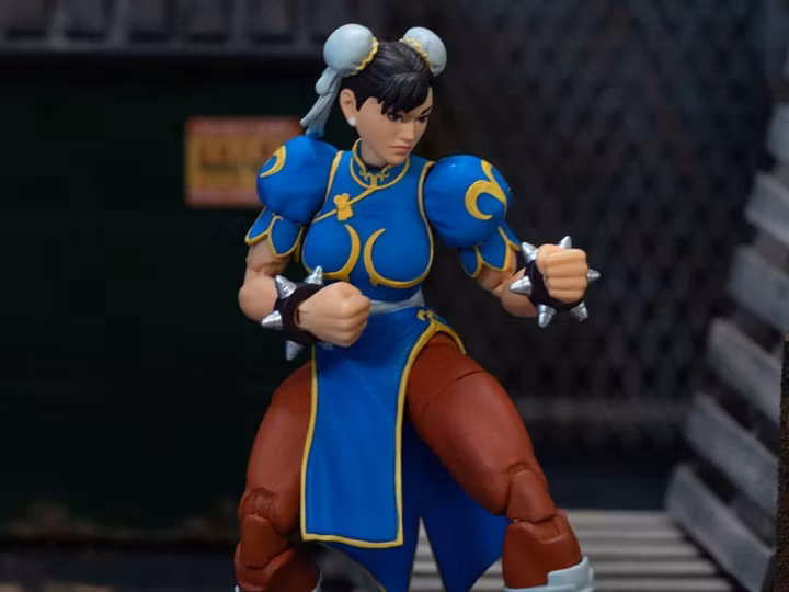 Ultra Street Fighter II: The Final Challengers Chun-Li 1/12 Scale Action Figure