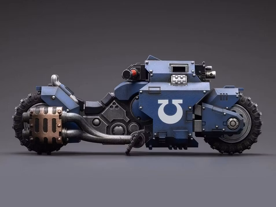 Warhammer 40k Ultramarines Raider-Pattern Combat Bike 1/18 Scale