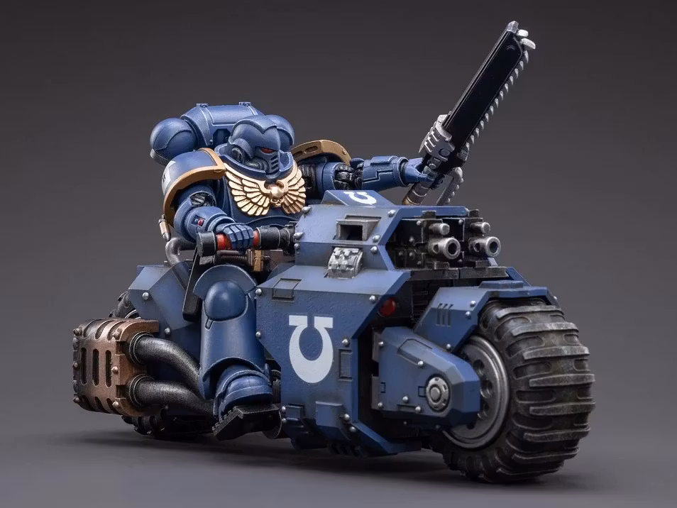 Warhammer 40k Ultramarines Raider-Pattern Combat Bike 1/18 Scale