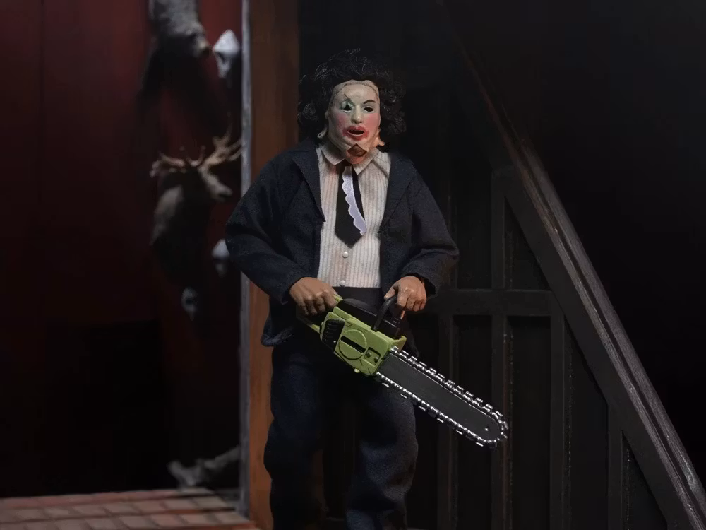 The Texas Chainsaw Massacre Leatherface with Pretty Woman Mask Clothed Action Figure