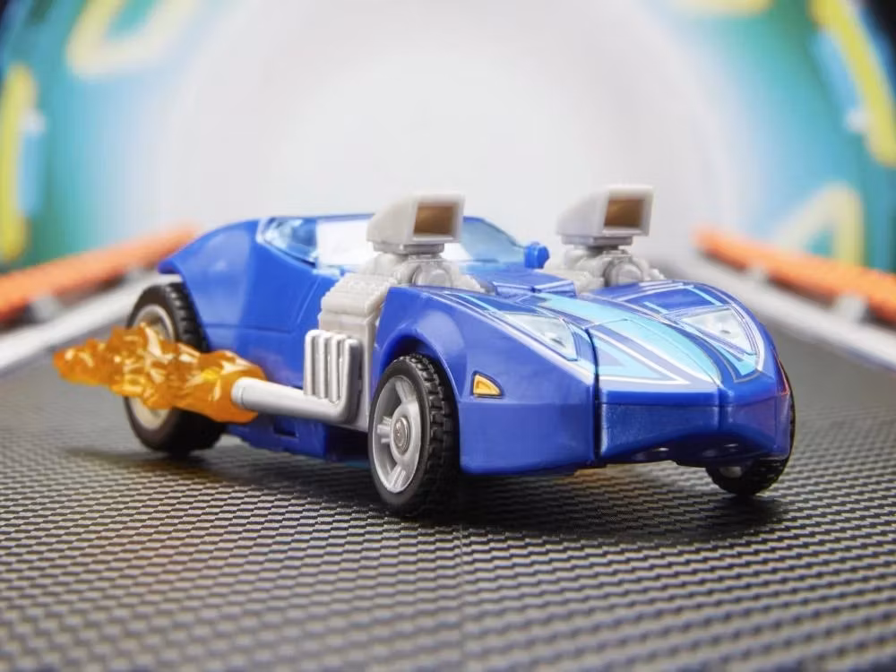 Transformers Collaborative Hot Wheels x Transformers Deluxe Class Twin Mill