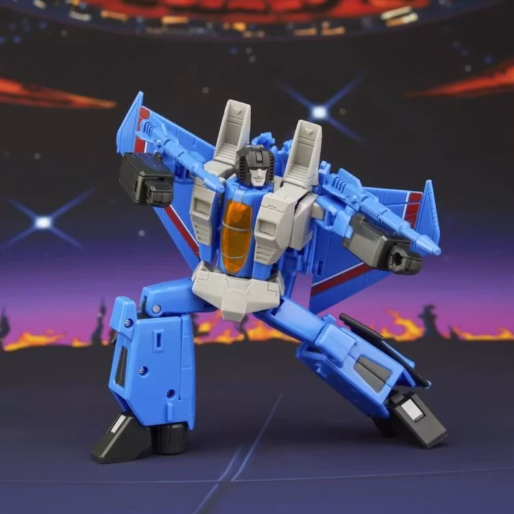 The Transformers: The Movie Studio Series Voyager Class Thundercracker