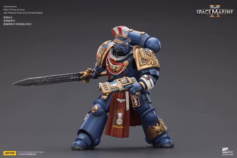Warhammer 40,000: Space Marine 2 Ultramarines Relic Primus Armor with Plasma Pistol and Combat Blade 1/18 Scale Action Figure