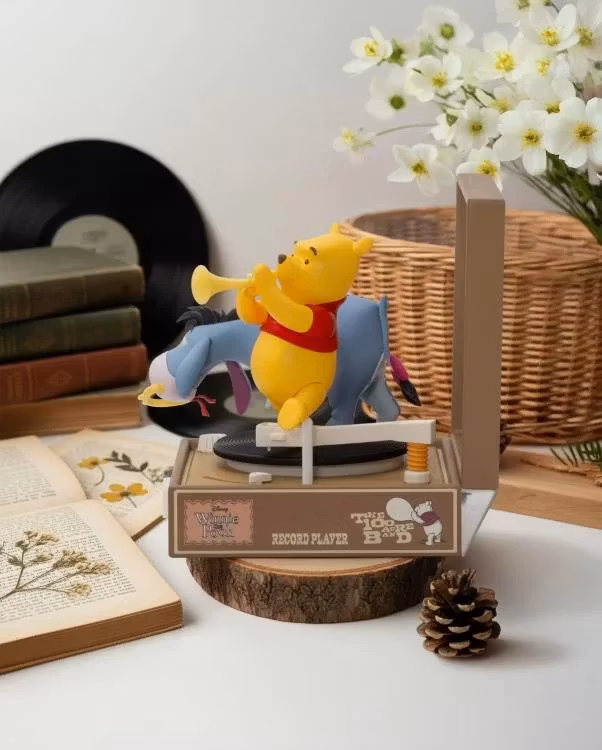 Winnie the Pooh D-Stage DS-160 Pooh's Hundred Acre Band Statue
