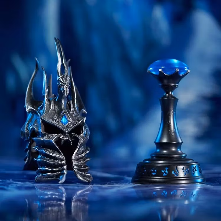 World of Warcraft Helm of Domination Collector's Edition Replica