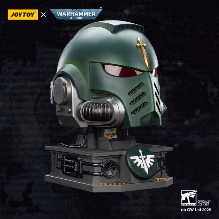 Warhammer 40,000 Dark Angels Mk. X 1/1 Scale Helmet Replica with Display Stand