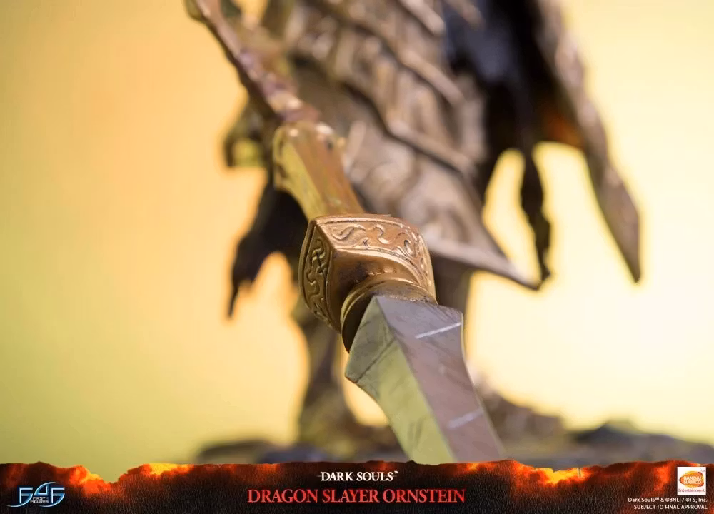 Dark Souls Dragon Slayer Ornstein Statue