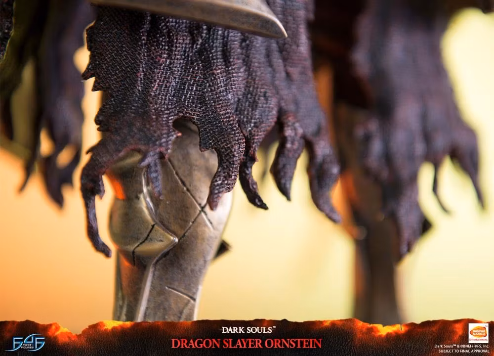 Dark Souls Dragon Slayer Ornstein Statue