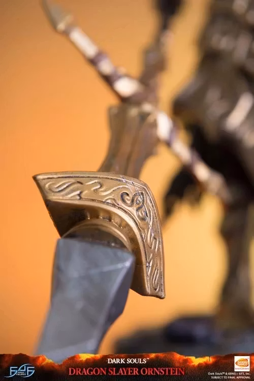 Dark Souls Dragon Slayer Ornstein Statue
