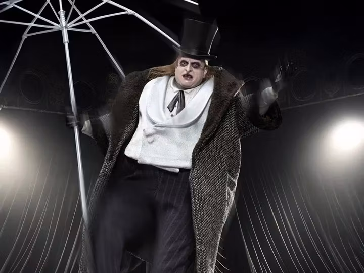 Batman Returns Dynamic 8ction Heroes DAH-135P The Penguin Deluxe Action Figure