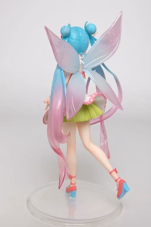 Vocaloid Hatsune Miku (3rd Season Spring Ver.) Figure (Rerelease)