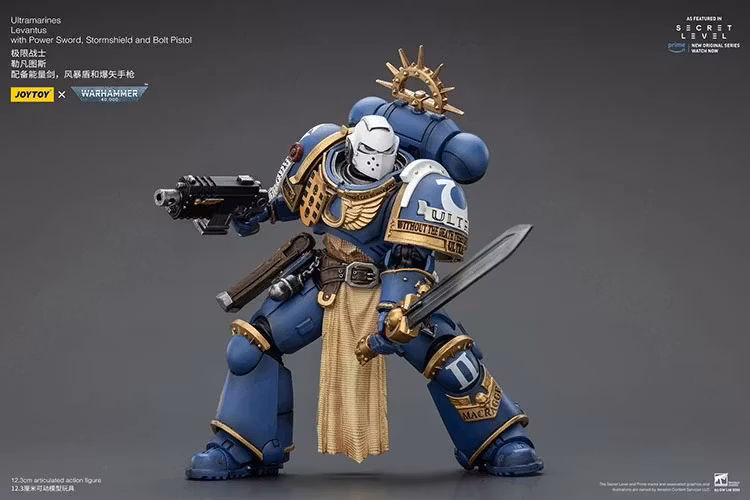 Warhammer 40,000 Ultramarines Levantus with Power Sword, Stormshield and Bolt Pistol 1/18 Scale Action Figure