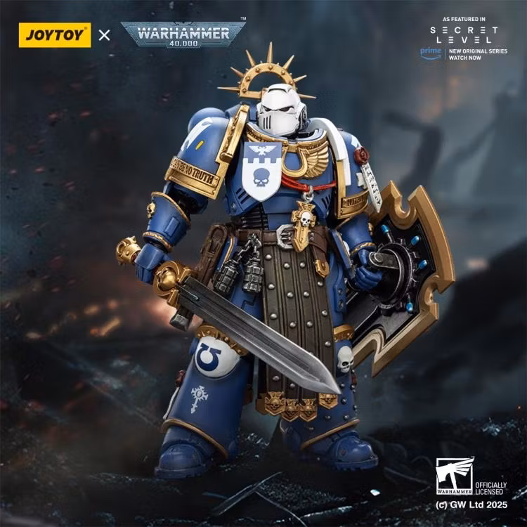 Warhammer 40,000 Ultramarines Torvald with Power Sword, Stormshield and Bolt Pistol 1/18 Scale Action Figure