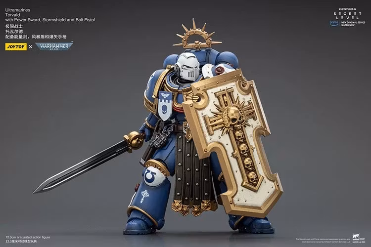 Warhammer 40,000 Ultramarines Torvald with Power Sword, Stormshield and Bolt Pistol 1/18 Scale Action Figure