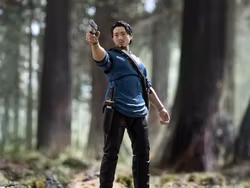 The Walking Dead Exquisite Mini Series Glenn 1/18 Scale Action Figure