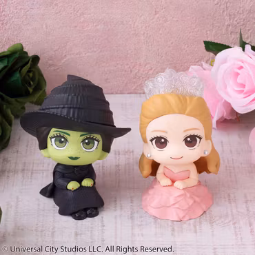 Wicked Look Up Series Elphaba & Glinda (With Gift)