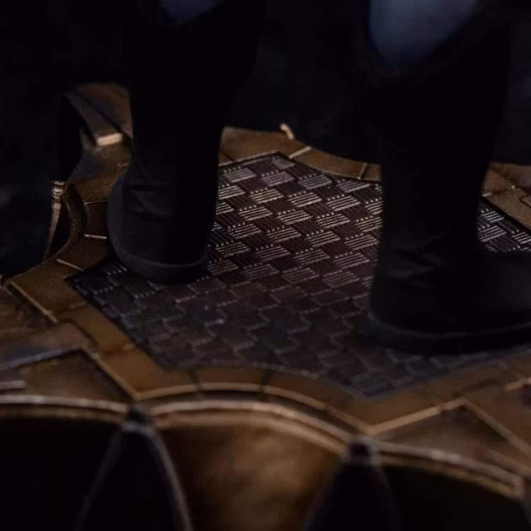 DC Comics Absolute Batman 1/10 Art Scale Statue