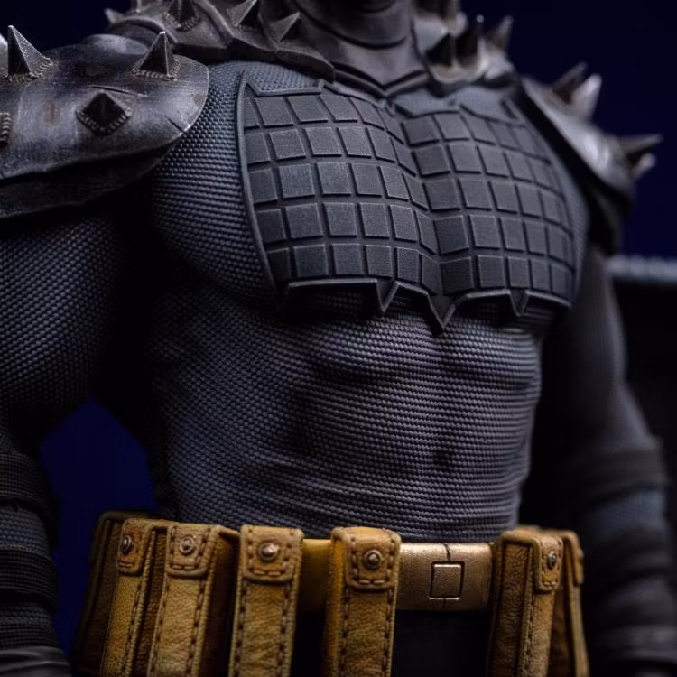 DC Comics Absolute Batman 1/10 Art Scale Statue