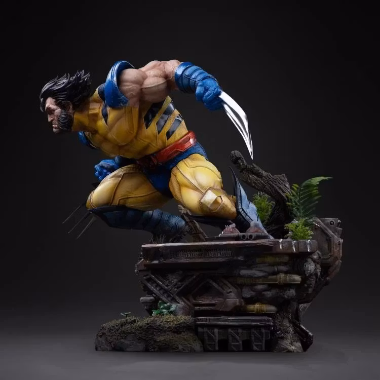 Marvel Comics Legacy Replica Wolverine 1/4 Scale Statue