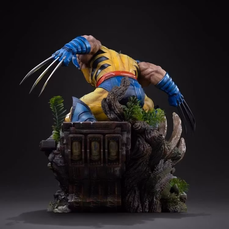 Marvel Comics Legacy Replica Wolverine 1/4 Scale Statue
