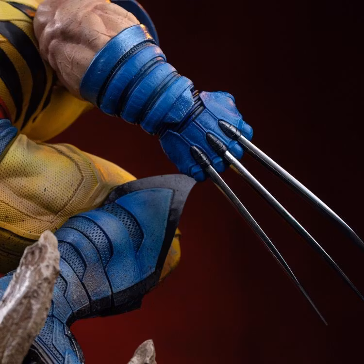 Marvel Comics Legacy Replica Wolverine 1/4 Scale Statue