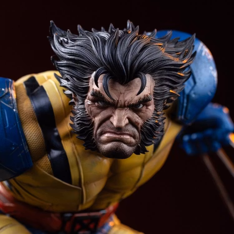 Marvel Comics Legacy Replica Wolverine 1/4 Scale Statue