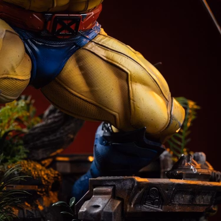 Marvel Comics Legacy Replica Wolverine 1/4 Scale Statue