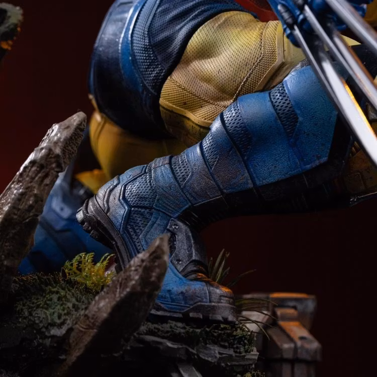 Marvel Comics Legacy Replica Wolverine 1/4 Scale Statue