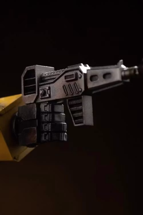 Transformers Bumblebee 1/20 Demi Art Scale Statue