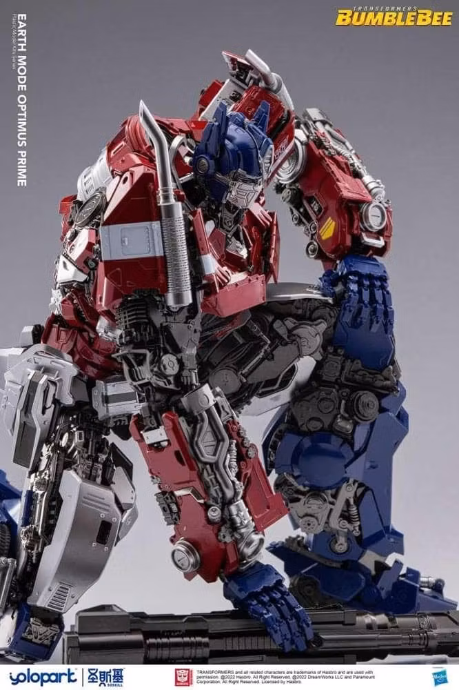 Transformers: Bumblebee Earth Mode Optimus Prime Model Kit