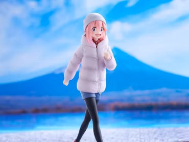Laid-Back Camp Trio-Try-iT Nadeshiko Kagamihara Figure (Rerelease)