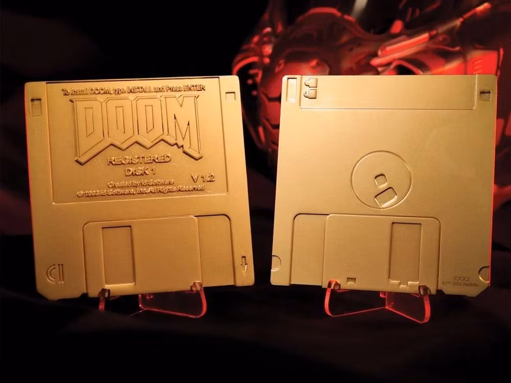 Doom Commemorative Floppy Disk Limited Edition Replica (Gold Edition)