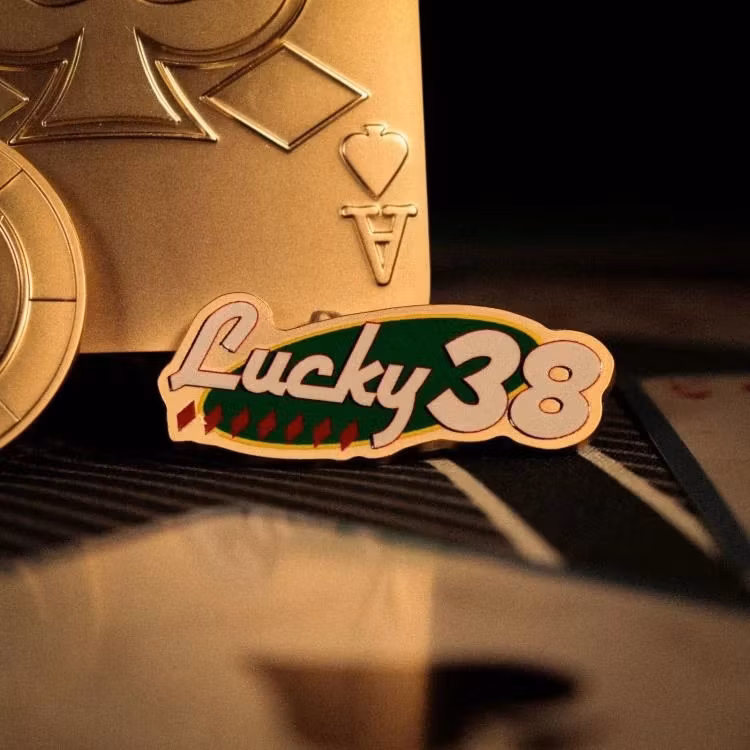 Fallout: New Vegas Lucky 38 Imitation Gold Limited Edition Casino Set