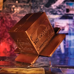 Metal Gear Solid 2: Sons of Liberty The Orange Metal Box Limited Edition Replica (Antique Gold Edition)