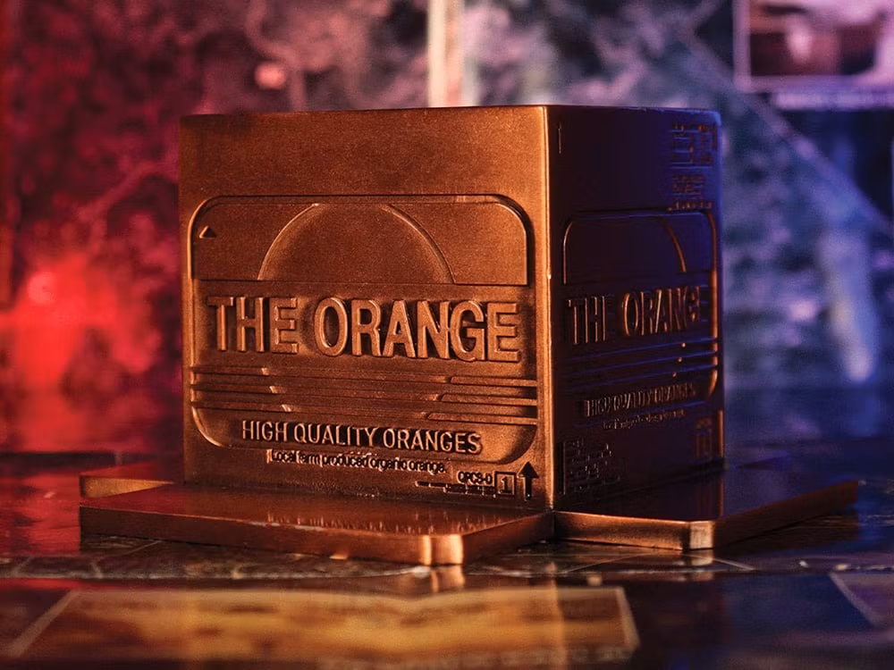 Metal Gear Solid 2: Sons of Liberty The Orange Metal Box Limited Edition Replica (Antique Gold Edition)