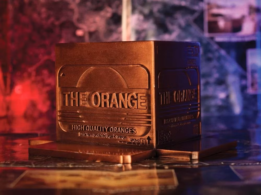 Metal Gear Solid 2: Sons of Liberty The Orange Metal Box Limited Edition Replica (Antique Gold Edition)