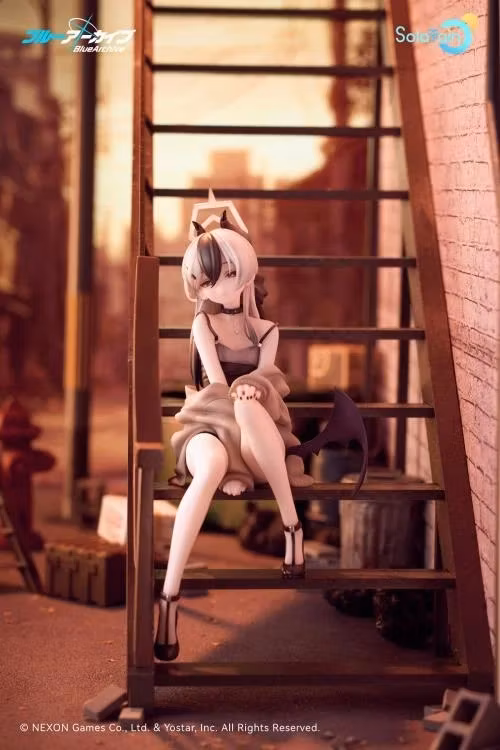 Blue Archive Kayoko (Dress: Memorial Lobby Ver.) 1/7 Scale Figure