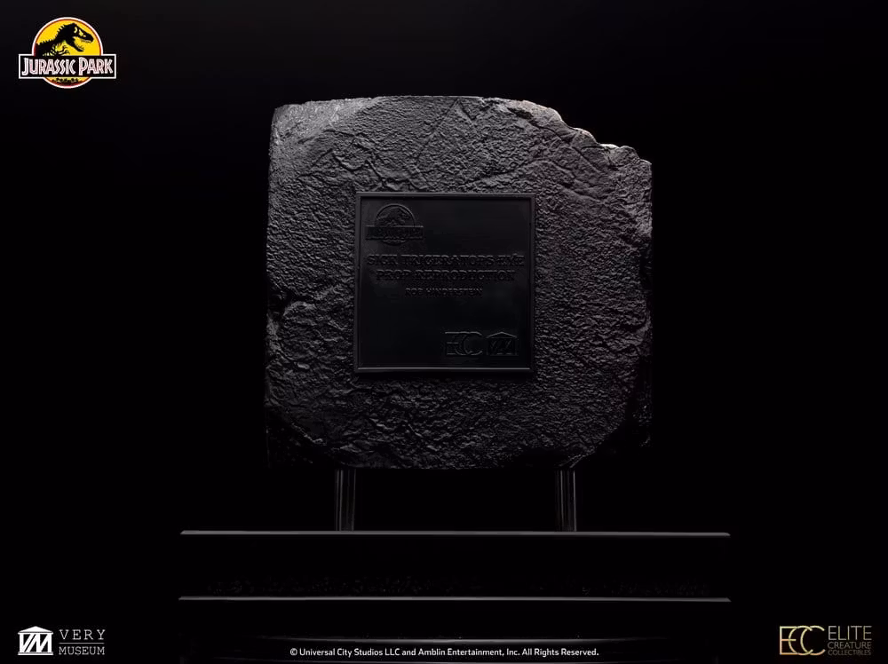 Jurassic Park Statue Triceratops Eye Prop (Reproduction)