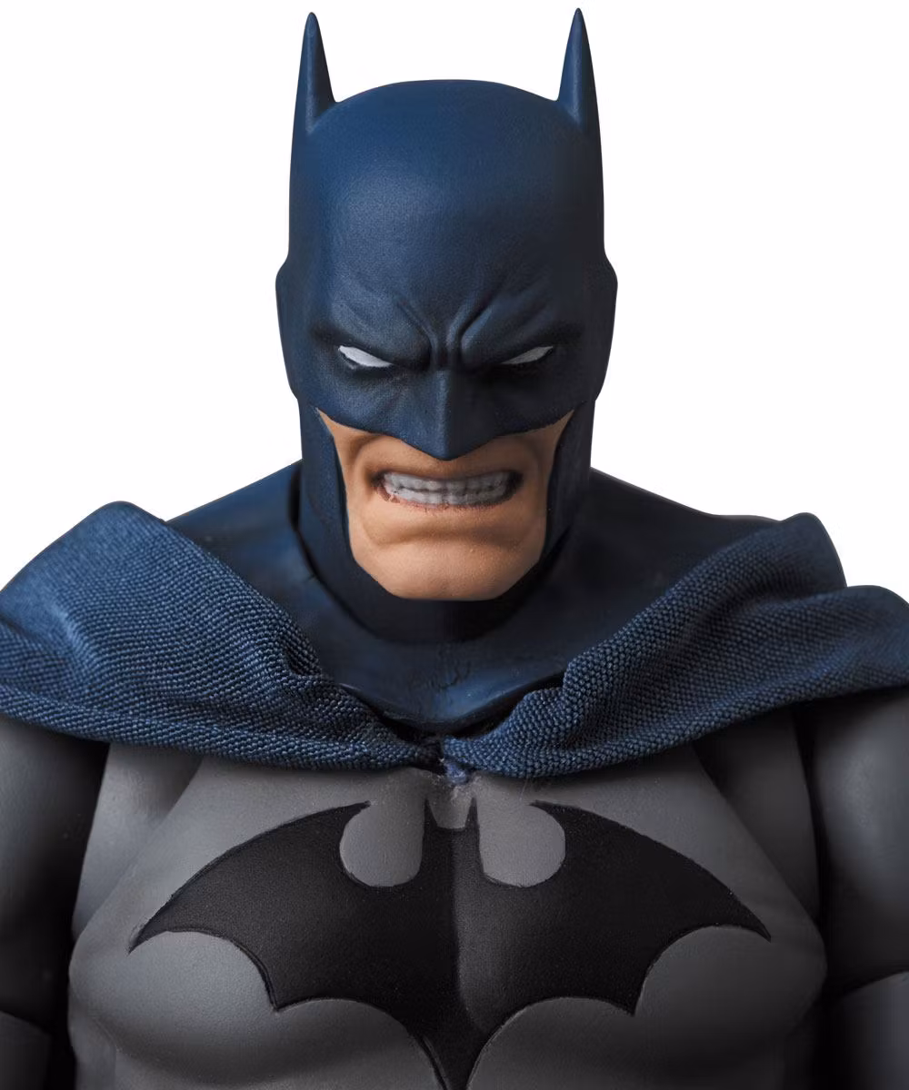 DC Comics MAFEX Batman (Hush Ver.) Action Figure
