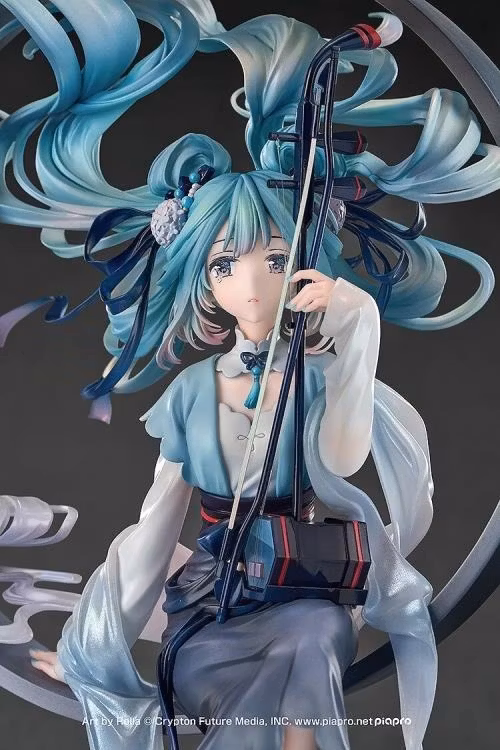 Vocaloid Hatsune Miku (Han Gong Qiu Yue Ver.) 1/7 Scale Figure