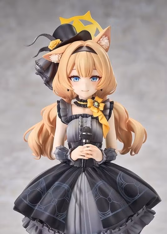 Blue Archive Mari (Idol: Memorial Lobby Ver.) 1/7 Scale Figure