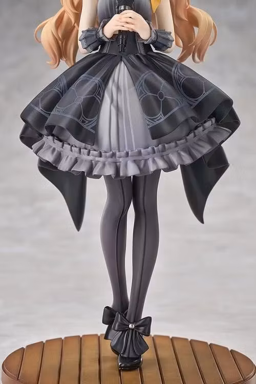 Blue Archive Mari (Idol: Memorial Lobby Ver.) 1/7 Scale Figure