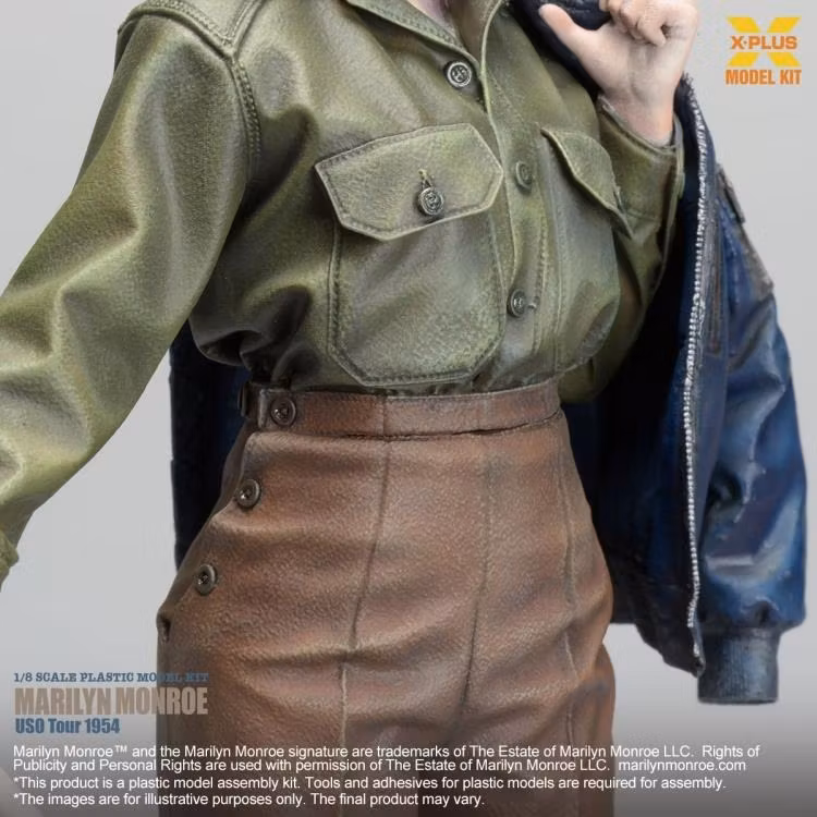 Marilyn Monroe USO Tour 1954 1/8 Scale Model Kit (Rerelease)
