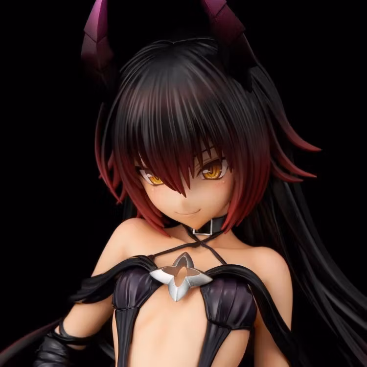 To Love-Ru Darkness Nemesis (Renewal Package Darkness Ver.) 1/6 Scale Figure