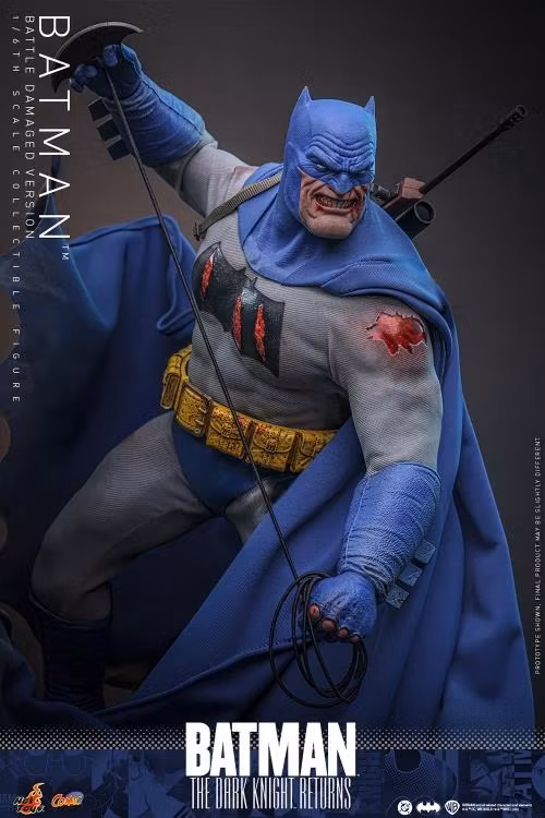 Batman: The Dark Knight Returns Batman (Battle Damaged Version) 1/6th Scale Collectible Figure