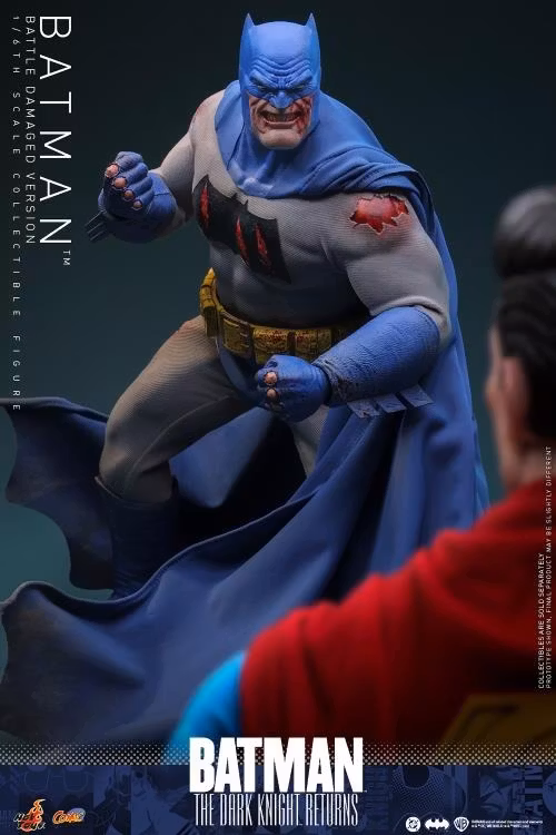 Batman: The Dark Knight Returns Batman (Battle Damaged Version) 1/6th Scale Collectible Figure