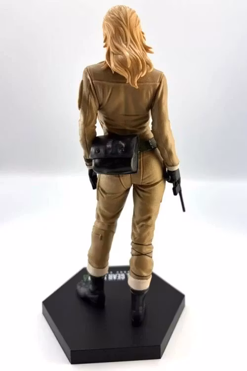 Metal Gear Solid Delta: Snake Eater Figure Collection Eva Figure