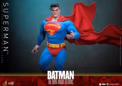 Batman: The Dark Knight Returns Superman 1/6th Scale Collectible Figure