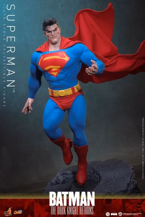 Batman: The Dark Knight Returns Superman 1/6th Scale Collectible Figure